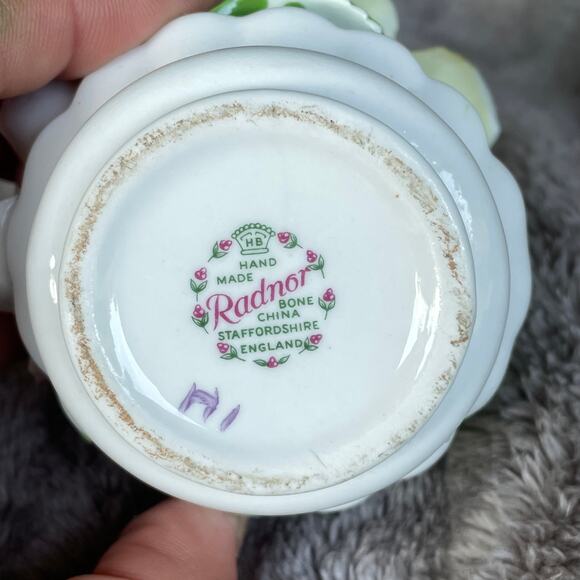 Vintage Radnor Bone China Floral Figurine Roses Flower England Handmade DAMAGE - Picture 10 of 11